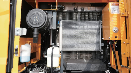 Parallel Cooling Package and Donaldson Air Filter on the Hyundai HX135G Parallel Cooling Package and Donaldson Air Filter on the Hyundai HX135G