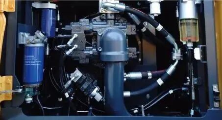 FEH Hydraulic Compartment with Filters of the Hyundai HX380VL