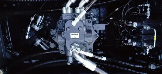 Electronically Controlled Main Pump and Main Valve Top View of the Hyundai HX380VL